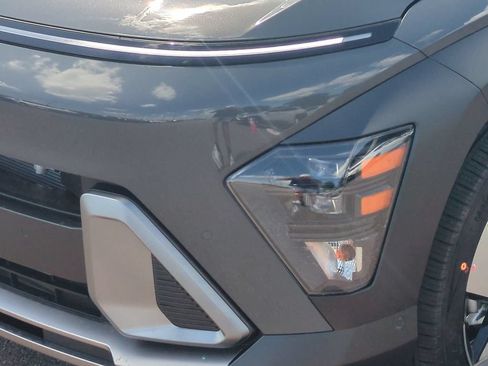 New 2026 Hyundai Kona Limited FWD image 10