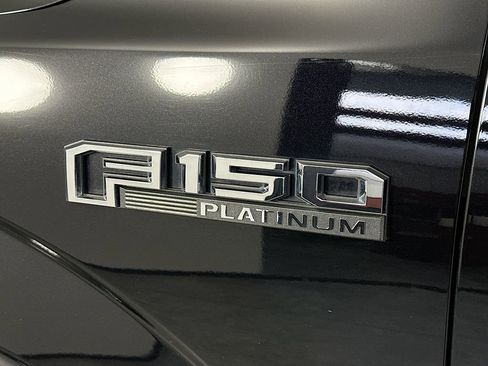 Used 2019 Ford F150 Platinum w/ Equipment Group 701A Luxury AWD/4WD image 29