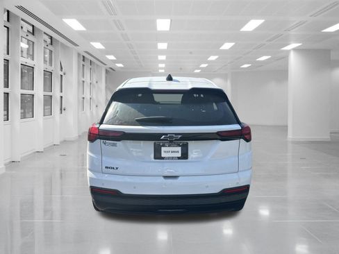 New 2027 Chevrolet Bolt LT image 6