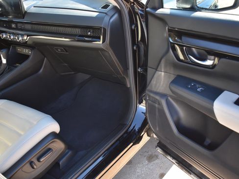 Used 2023 Honda CR-V EX-L image 16