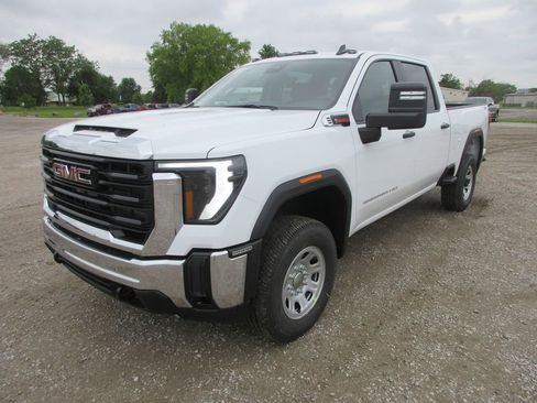 New 2026 GMC Sierra 2500 Pro AWD/4WD image 11