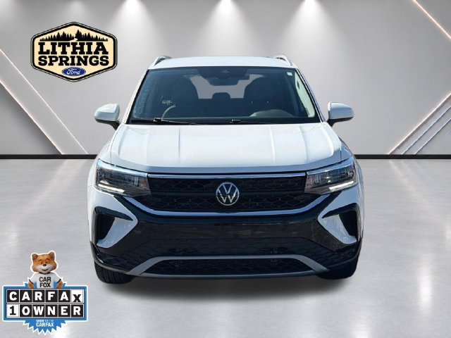 Used 2024 Volkswagen Taos SE FWD image 9