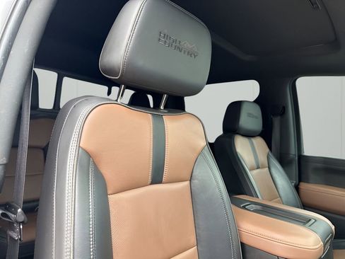 Used 2021 Chevrolet Silverado 2500 High Country w/ Z71 Off-Road Package image 15