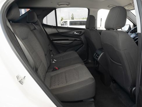Used 2024 Chevrolet Equinox LT FWD image 41