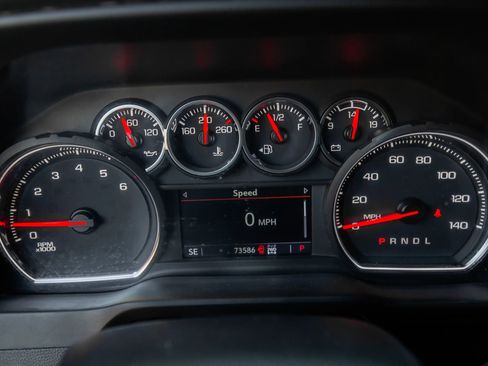 Used 2022 Chevrolet Silverado 2500 LT w/ Convenience Package image 23