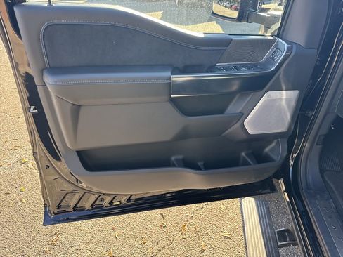 New 2025 Ford F350 Platinum w/ FX4 Off-Road Package image 10