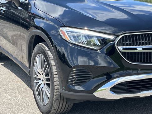 Used 2026 Mercedes-Benz GLC 300 4MATIC image 9