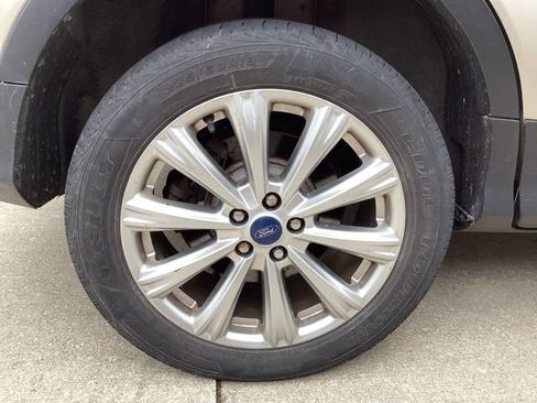 Used 2017 Ford Escape Titanium image 7