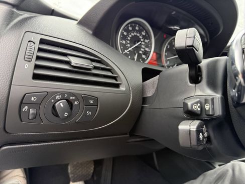 Used 2010 BMW 650i Coupe image 20