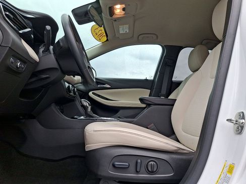 Used 2023 Buick Encore GX Select AWD/4WD image 11