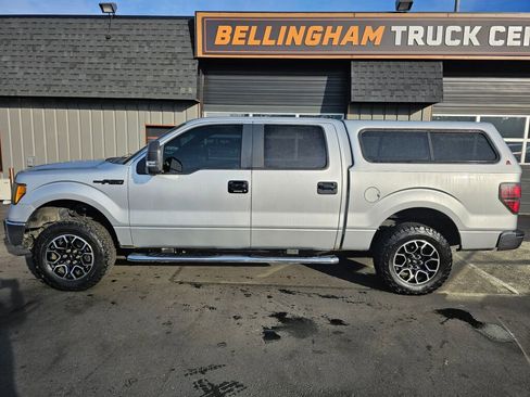 Used 2011 Ford F150 XLT w/ XTR Pkg image 2