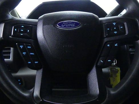 Used 2021 Ford F250 XLT w/ XLT Premium Package image 13