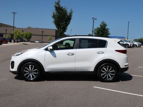 Used 2019 Kia Sportage EX w/ EX Premium Package FWD image 5