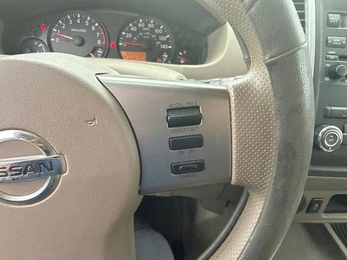 Used 2012 Nissan Frontier SV w/ SV Premium Utility Pkg RWD image 30