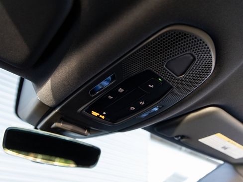 New 2026 Porsche Cayenne Coupe image 20