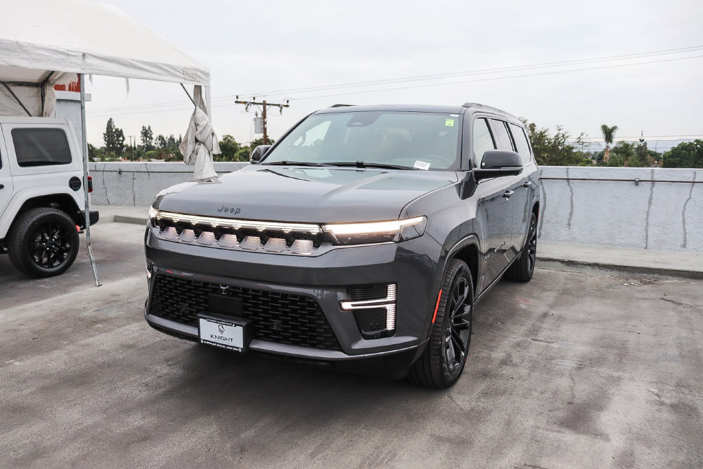 New 2026 Jeep Grand Wagoneer L Summit AWD/4WD image 4