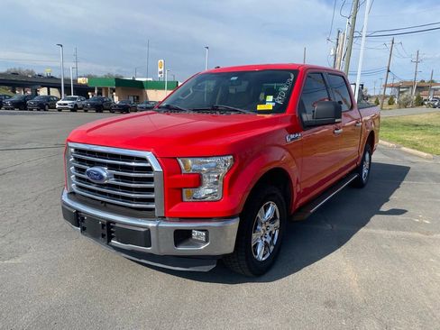 Used 2016 Ford F150 XLT w/ Equipment Group 302A Luxury image 3