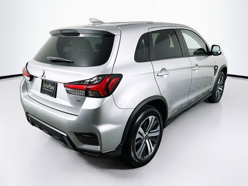 Used 2025 Mitsubishi Outlander Sport SE image 9