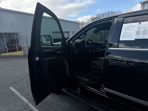 Used 2024 Chevrolet Silverado 3500 High Country w/ High Country Premium Package image 13