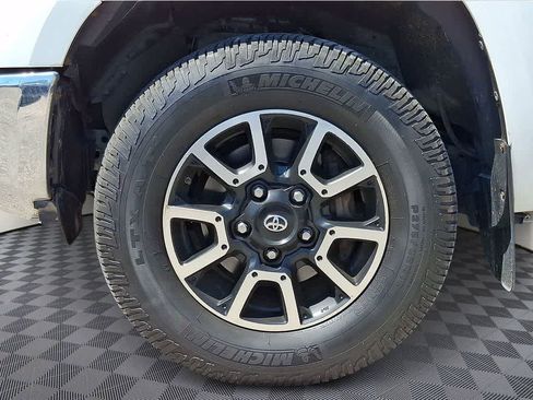 Used 2016 Toyota Tundra SR5 w/ TRD Off Road Package image 8