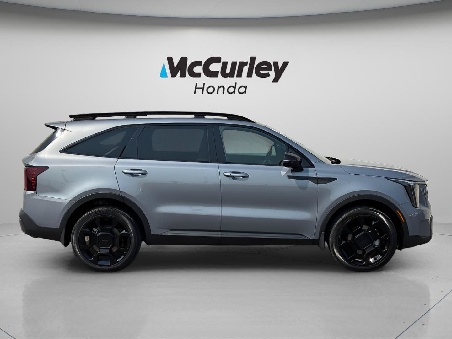 Used 2025 Kia Sorento X-Line EX AWD/4WD image 2