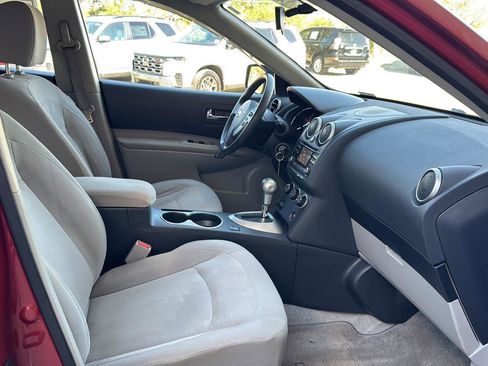 Used 2015 Nissan Rogue S w/ Convenience Package image 10