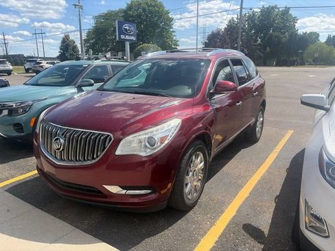 Used 2016 Buick Enclave Leather w/ Trailering Package FWD image 2