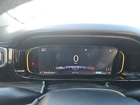 Used 2022 Jeep Wagoneer Series III w/ Premium Group I image 8