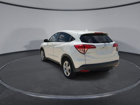 Used 2017 Honda HR-V EX image 7