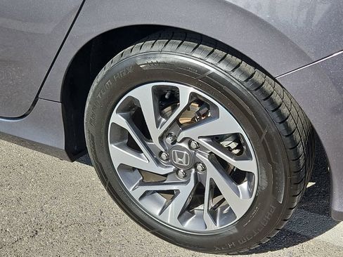Used 2017 Honda Civic EX image 14