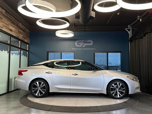 Used 2018 Nissan Maxima 3.5 S FWD image 2