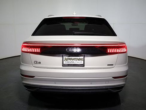Used 2023 Audi Q8 Premium w/ Convenience Package AWD/4WD image 10