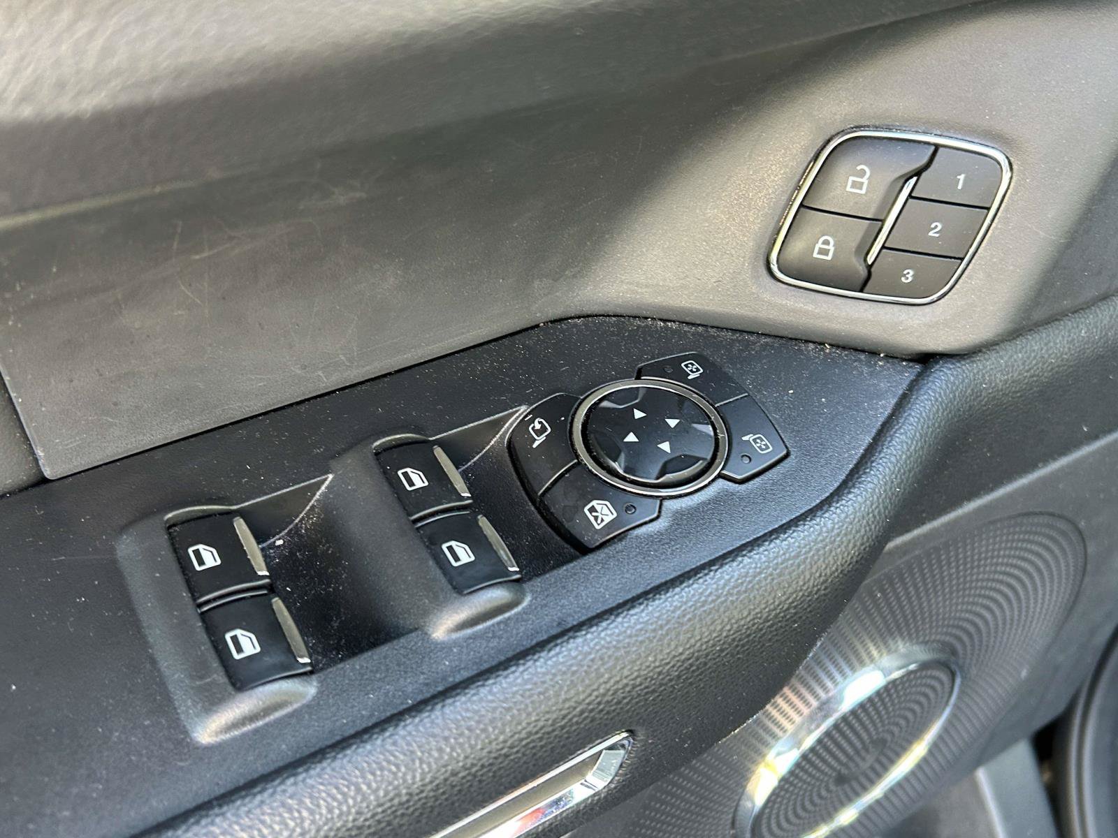 Used 2024 Ford Expedition XLT RWD image 17