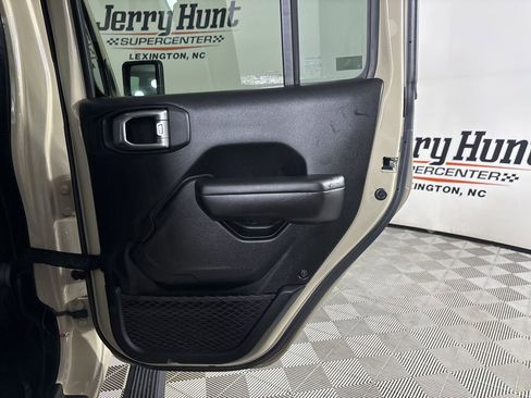 Used 2020 Jeep Gladiator Sport w/ Quick Order Package 24S image 24