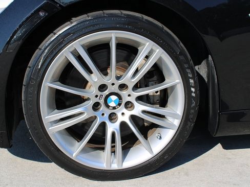 Used 2013 BMW 335i Convertible image 35