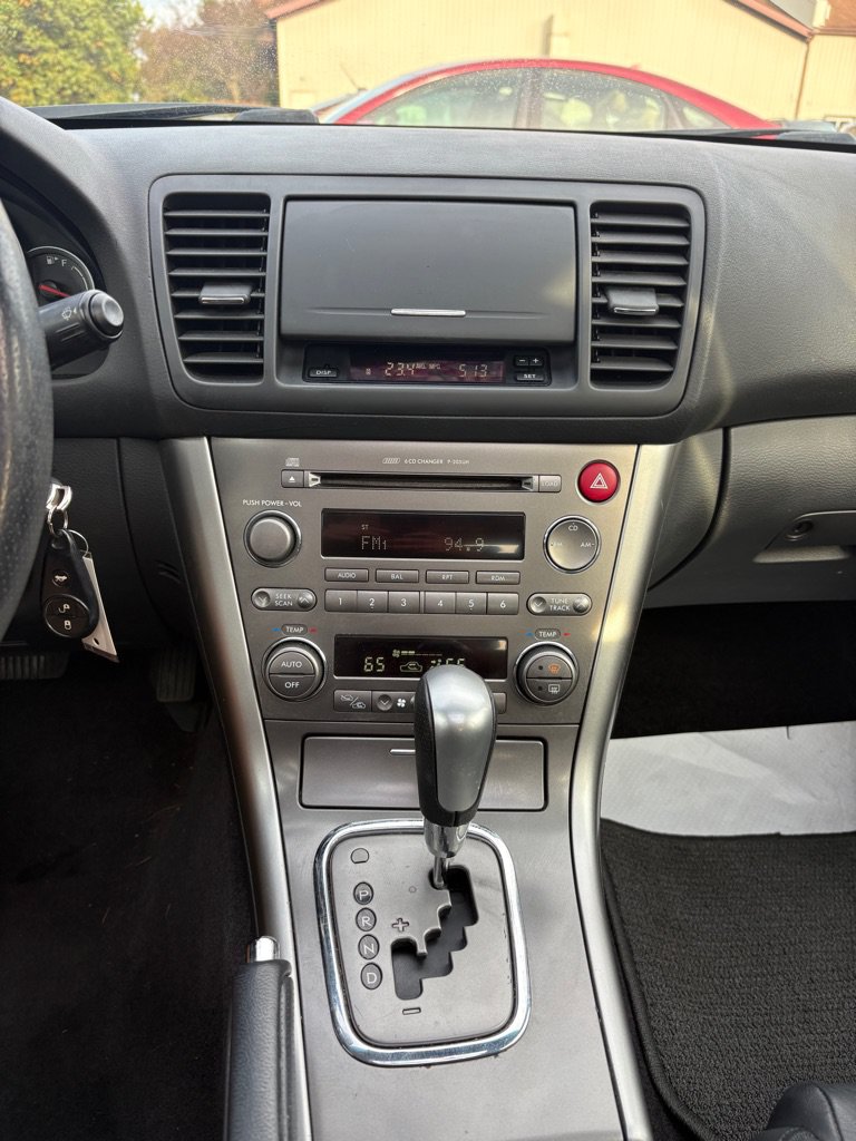 Used 2006 Subaru Outback 2.5i Limited AWD/4WD image 14