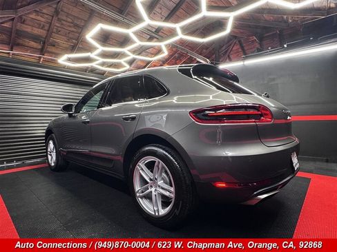 Used 2018 Porsche Macan AWD/4WD image 4
