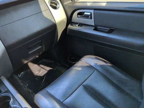 Used 2012 Ford Expedition Limited RWD image 17