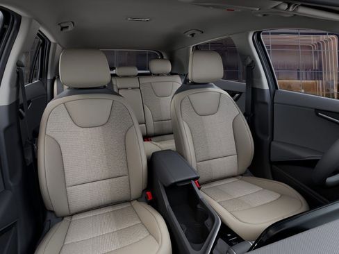 Used 2024 Kia Niro EX image 15