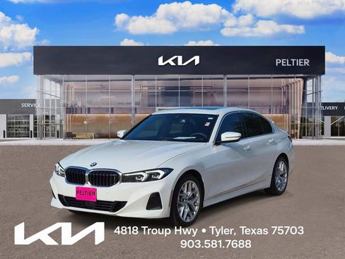 Used 2025 BMW 330i Sedan RWD image 3