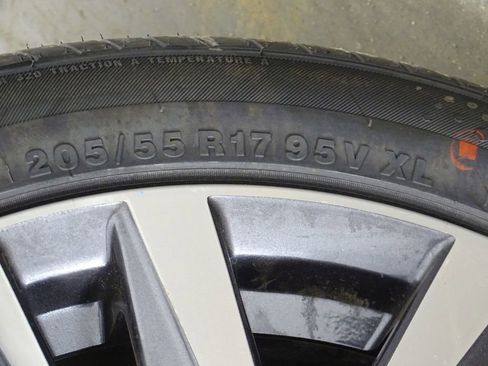 Used 2023 Nissan Kicks SV image 38