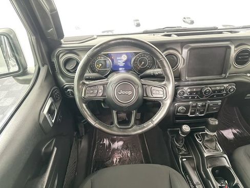 Used 2022 Jeep Gladiator Sport AWD/4WD image 20