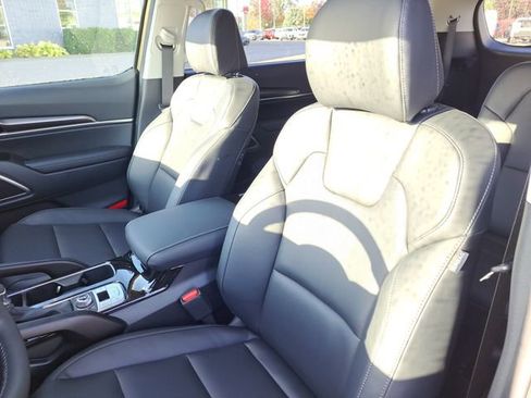 New 2025 Kia Telluride S image 5