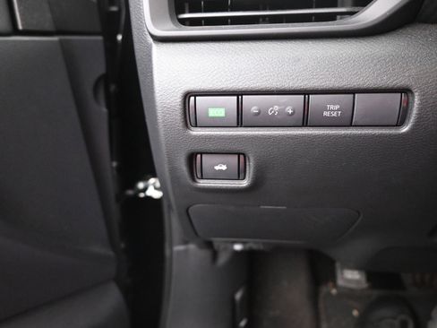 Used 2025 Nissan Sentra S FWD image 33