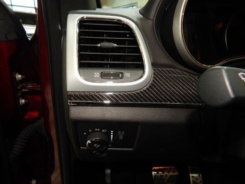 Used 2021 Jeep Grand Cherokee SRT image 17