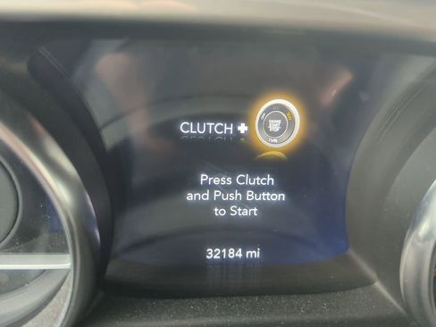 Used 2021 Jeep Wrangler Unlimited Sahara w/ Uconnect 4C Nav & Sound Group AWD/4WD image 11