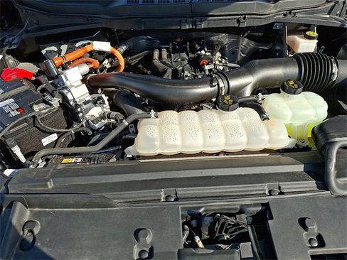 Used 2024 Ford F150 XLT w/ Mobile Office Package image 28