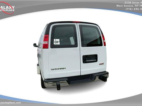 Used 2024 GMC Savana 2500 w/ Driver Convenience Package image 7