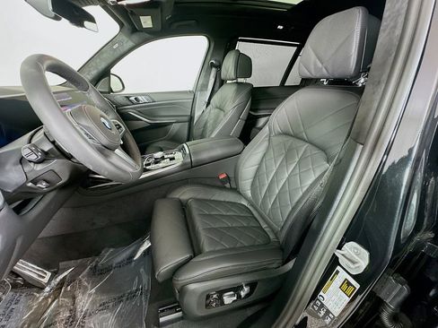 New 2026 BMW X7 xDrive40i w/ M Sport Package image 28