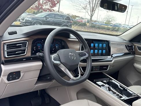 New 2026 Volkswagen Atlas SE AWD/4WD image 10